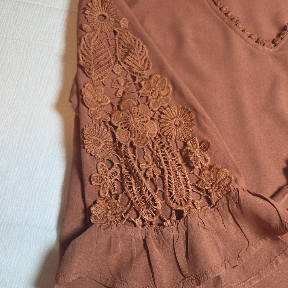 Russtydustty Boho Lace Sleeve Blouse in Brown,sz L. - Picture 3 of 4